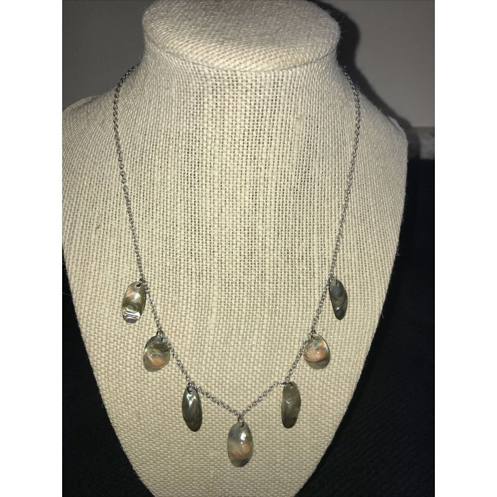 Vintag or Antique Silver Tone Art Nouveau Blister Pearl Pendant Necklace 10”